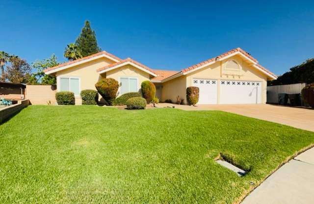 Beautiful Rancho Belago Home for Lease!! AVAILABLE NOW!! Gallery 3