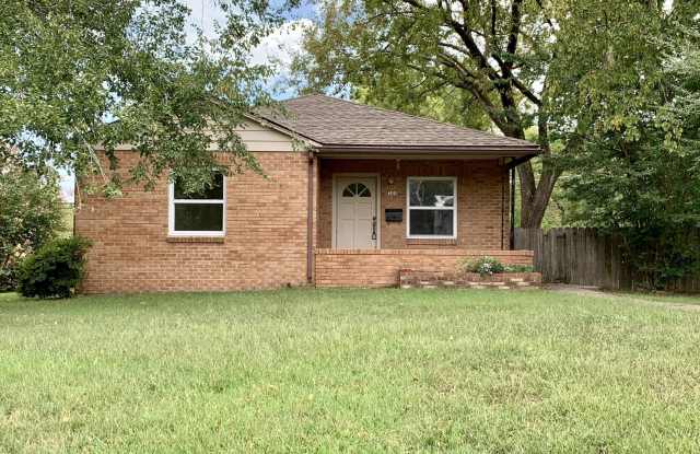 305 S Brownell Avenue photos photos