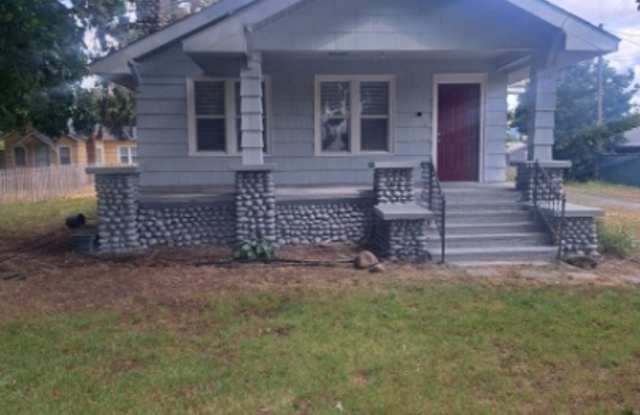 Dishman Hills 4-Bedroom, 1½-Bath Rancher – West Valley School District photos photos