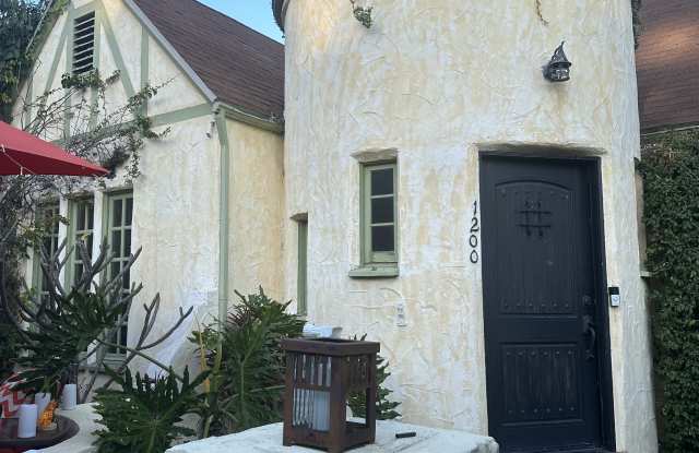 1200 North Clark Street - 1200 North Clark Street, West Hollywood, CA 90069