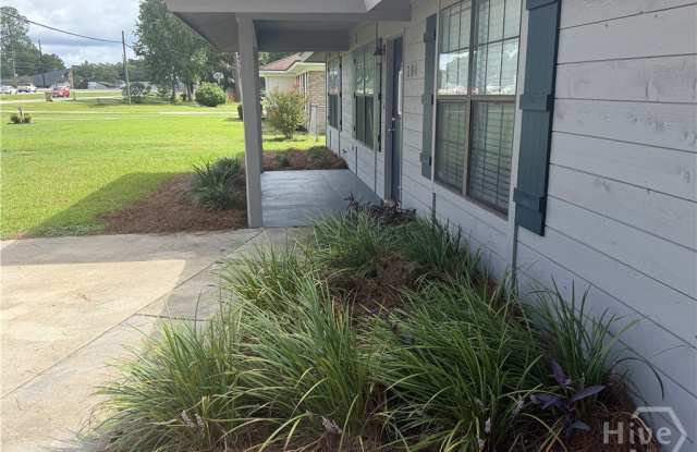 204 Frontage Road Gallery 2