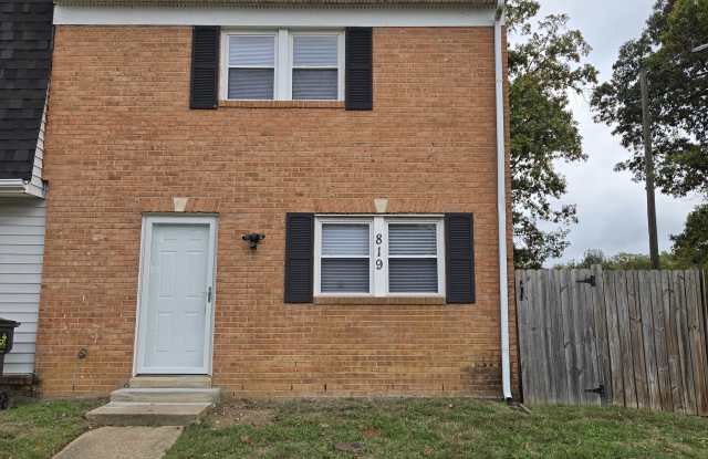 819 Anvil Road photos photos