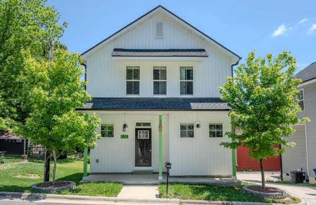 Bright & Airy Home on a Quiet Street in Durham! photos photos Bright & Airy Home on a Quiet Street in Durham! photos photos