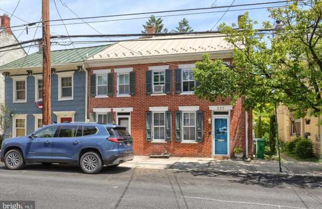 223 S PITT Street photos photos