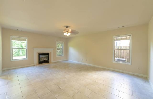 1336 Nathan Mauldin Drive Northeast Gallery 3