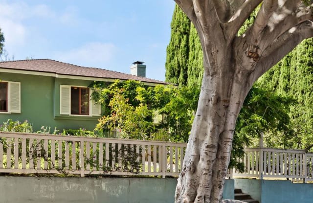 2223 NAVY Street - 2223 Navy Street, Santa Monica, CA 90405