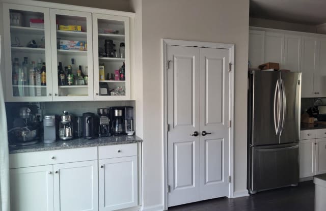 510 SAPPHIRE DRIVE Gallery 4