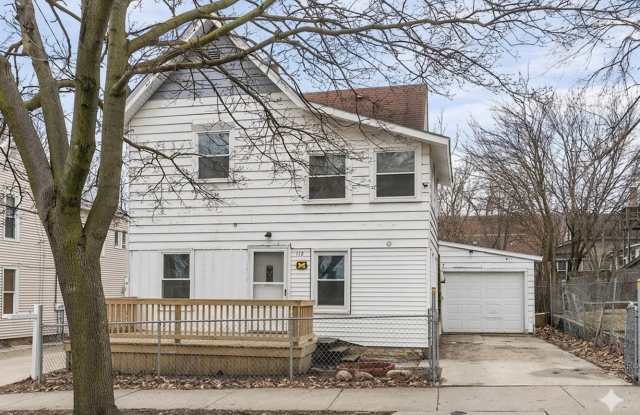 5BR Home in Belknap Lookout, Walk to Downtown and Medical Mile photos photos