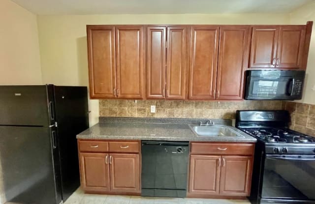 5 Britton St - 5 Britton Street, Jersey City, NJ 07306