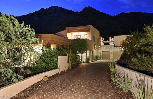 11564 E PARADISE Lane - 11564 East Paradise Lane, Scottsdale, AZ 85255