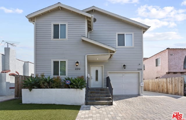 2216 S Palm Grove Ave - 2216 South Palm Grove Avenue, Los Angeles, CA 90016