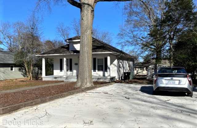320 Hillandale Street NE Gallery 2