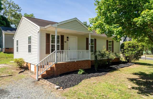 Three Bedroom Home Move in ready! photos photos