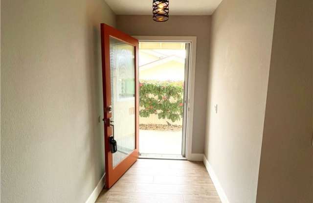 4210 Dawn Lane Gallery 4