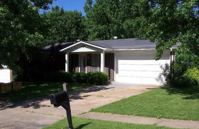 1252 Bellabrook Dr Gallery 1