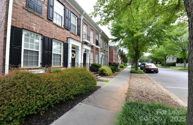 1059 Writers Way photos photos