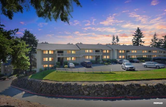 Charming 2BR Condo in Bremerton photos photos