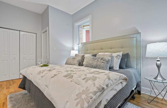 6613 S Langley Avenue Gallery 4