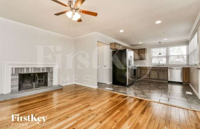 1495 Burnside Court Gallery 4