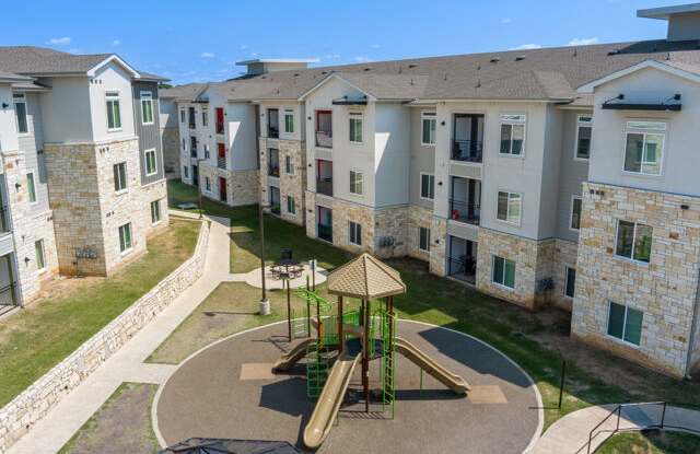 Estates at Norwood - Affordable Housing Gallery 4