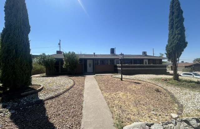 212 CRESTMONT Drive Gallery 1