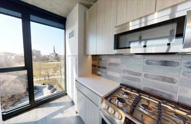 1415 W Randolph Gallery 3
