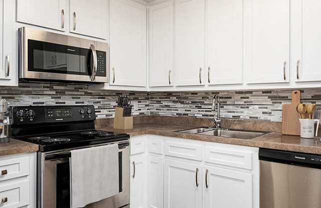Fieldbrook Apartment Homes Gallery 3
