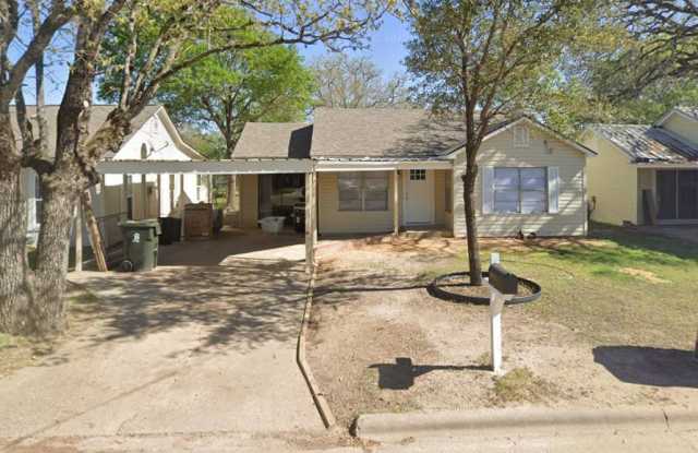 715 Lawrence St photos photos