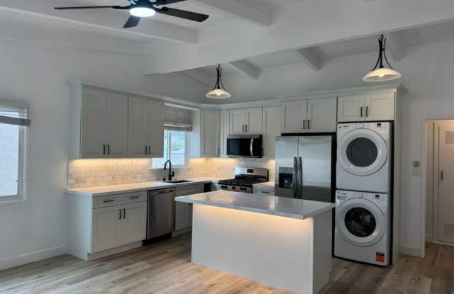 1401 Manhattan Beach Blvd photos photos