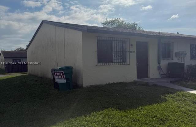 28144 SW 142nd Ct photos photos