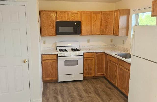 2539 SANIBEL Court Gallery 4