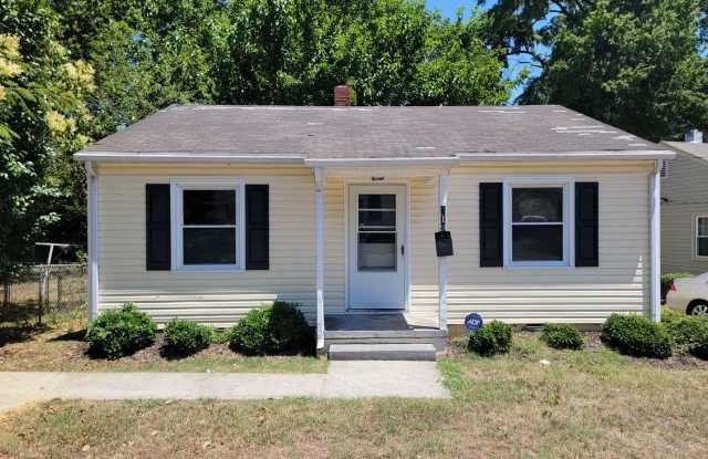 3 Bedroom 1 Bathroom House photos photos