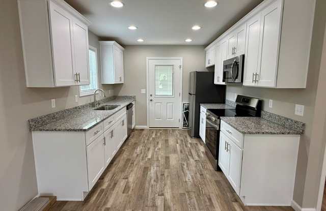 949 Indian Hills Road Gallery 4