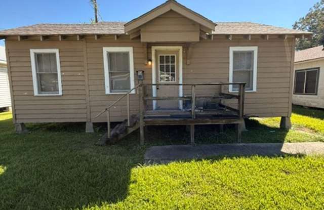 FOR RENT in LAFAYETTE! Gallery 1