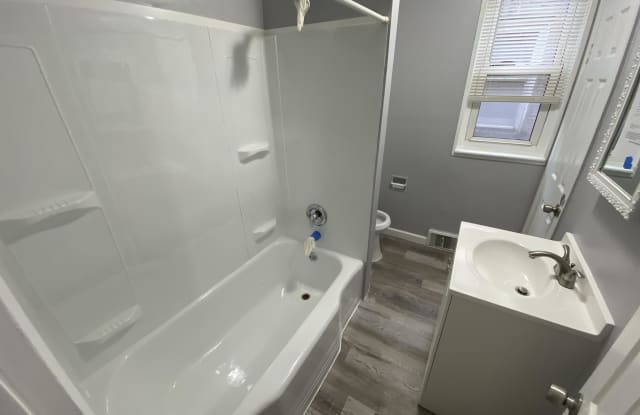 231 Parker Ave B - 231 Parker Avenue, Woodlynne, NJ 08107