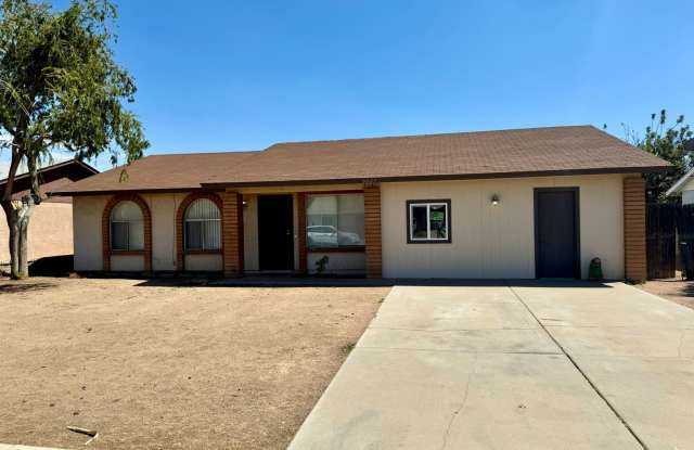 Fantastic 3 Bedroom/2 Bath Single Level Home! Schedule a Showing Today! photos photos