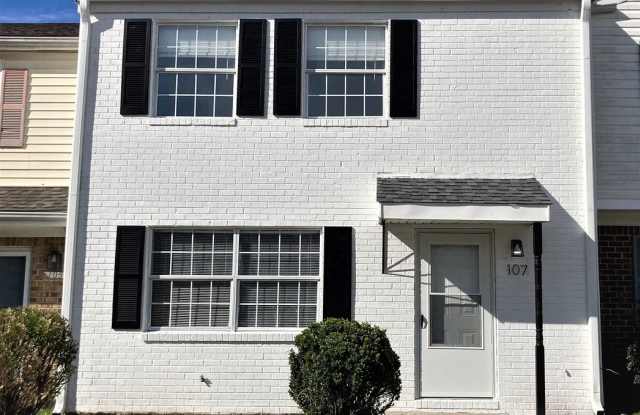 107 Villa Dr. Jacksonville. Showings Coming Soon!! photos photos