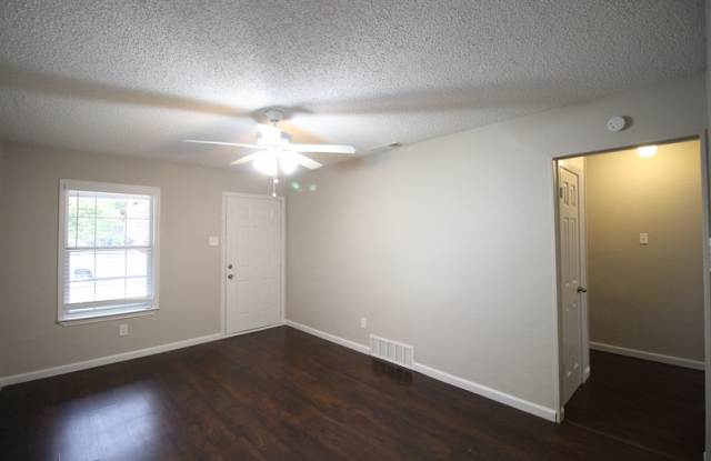 14304 Briarcrest Dr Gallery 3