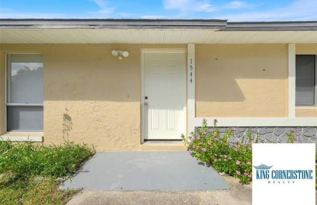 1544 CANDLEWYCK Drive Gallery 2