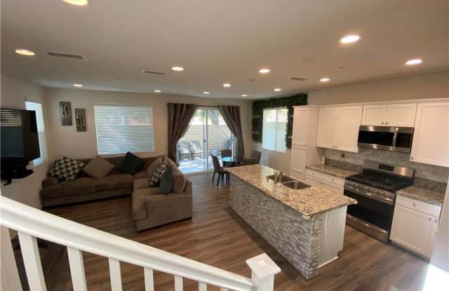 8551 N Walnut Way - 8551 N Walnut Way, Los Angeles, CA 91304