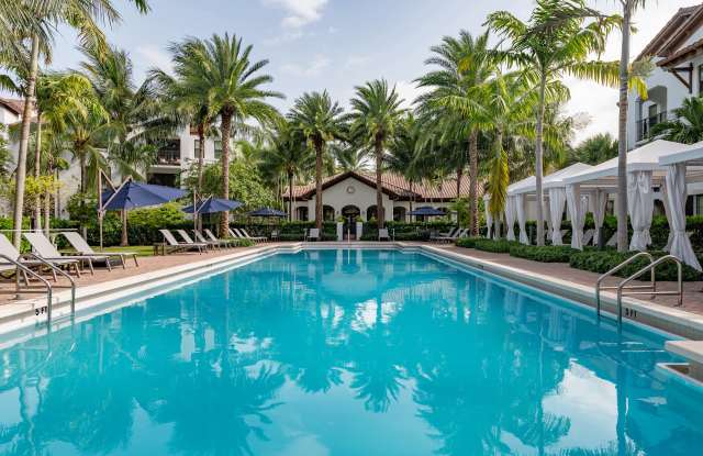 Cortland Hollywood photos photos