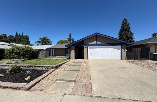 3 Bedroom | 2 Bathroom | Single-Family Home in Sacramento photos photos