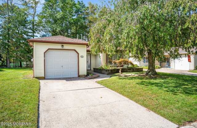 327 Concord Court photos photos