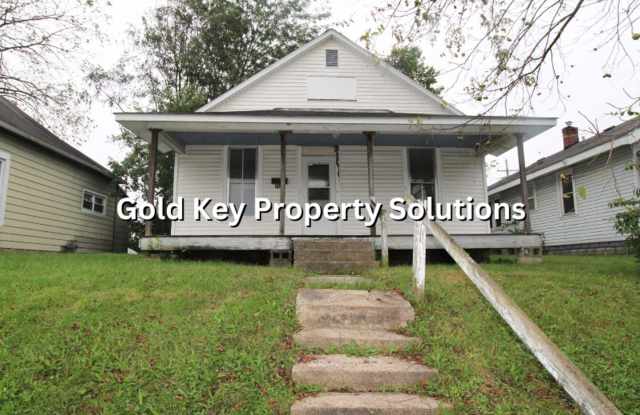 Spacious 2 BR 1 BA House with Dining Room and Covered Porch (NO SECTION 8) Gallery 4