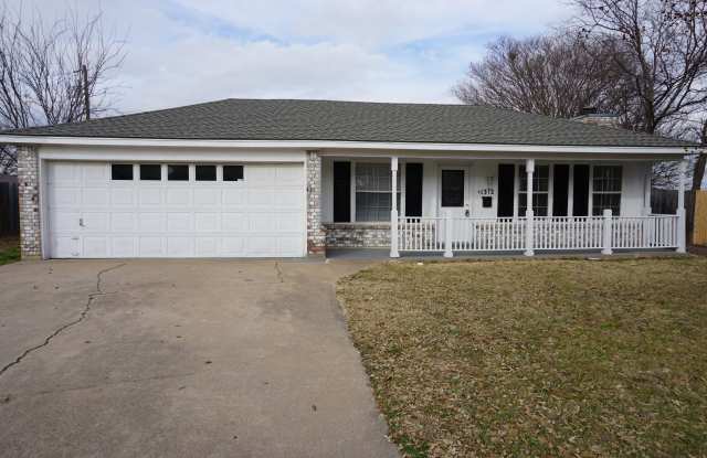 1312 Sparrow Ct - 1312 Sparrow Lane, DeSoto, TX 75115