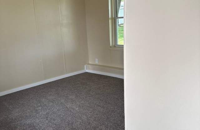 3961 Logan Ave - Apt 7 photos photos