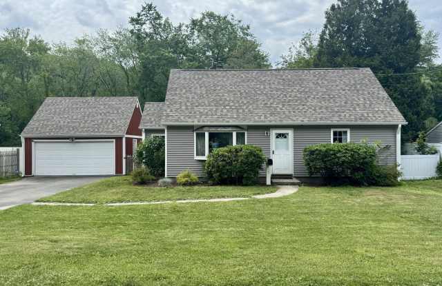 5 Bethpage Drive Gallery 1