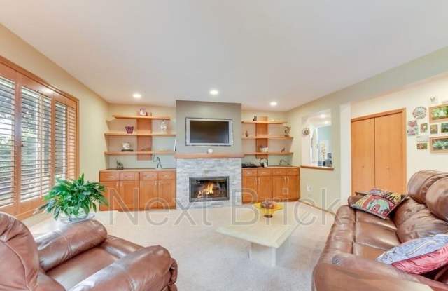 12629 NE 107th Place Gallery 3