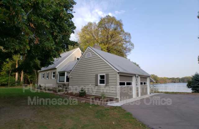 174 Twin Lake Blvd - 174 Twin Lake Boulevard, Little Canada, MN 55127