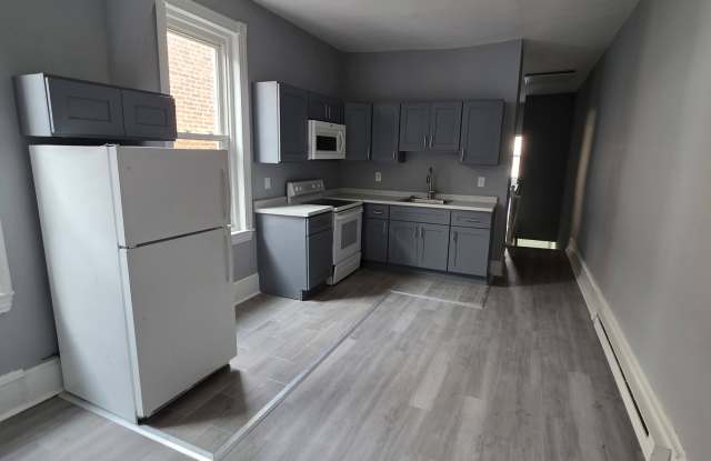4542 North 19th Street Apt#2 Gallery 1